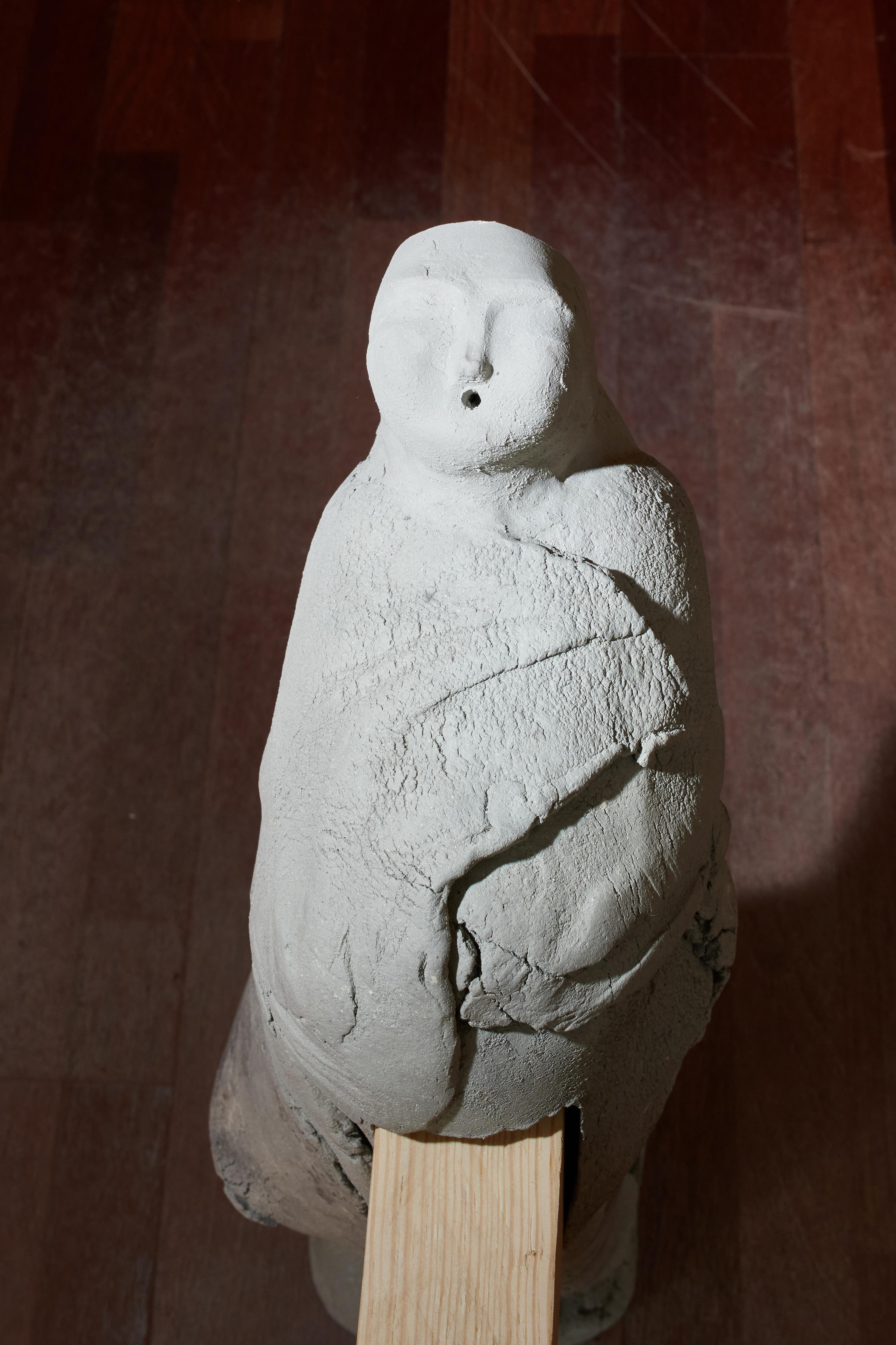 Matre, 2025. Grogged stoneware, reclaimed wood. Photo © Kotaro Iizuka